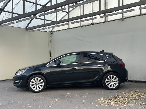 2013 Opel Astra J Рестайлинг, чёрный, 780000 рублей - вид 8