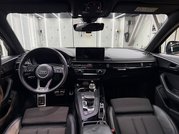 2018 Audi A4 V (B9), серый, 3400000 рублей - вид 14