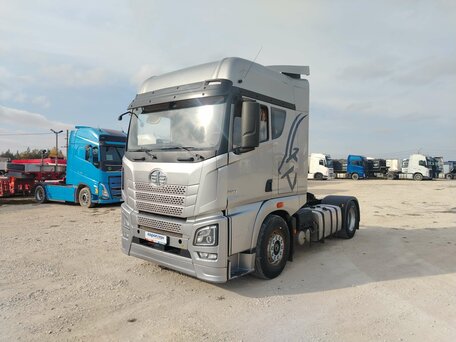 2024 FAW JH6, серый, 4835899 рублей, вид 1