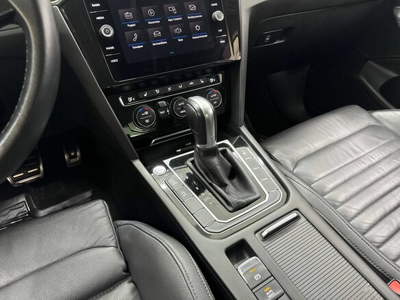 2019 Volkswagen Passat B8, белый, 1900000 рублей - вид 14