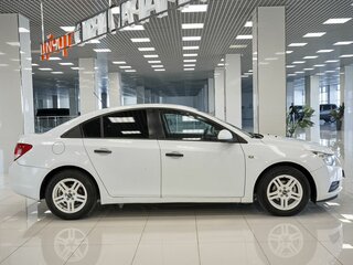 2010 Chevrolet Cruze I, белый, 460000 рублей, вид 5