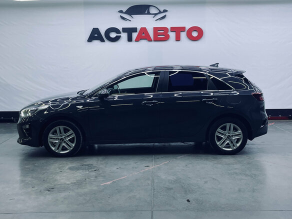 2019 Kia Ceed III, серый, 1640000 рублей - вид 7