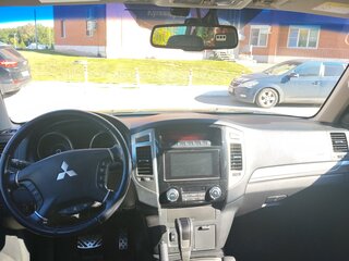 2015 Mitsubishi Pajero IV Рестайлинг 2, чёрный, 3370000 рублей, вид 4