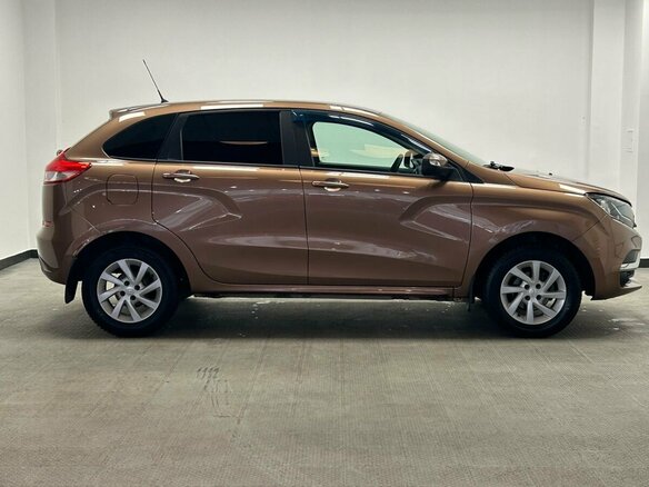 2018 Lada (ВАЗ) XRAY I, коричневый, 865000 рублей - вид 5