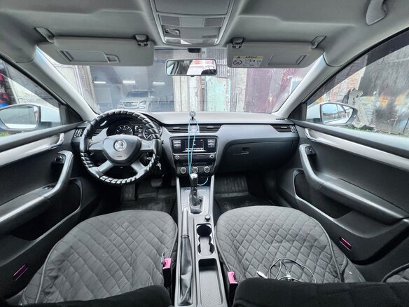 2015 Skoda Octavia III (A7), белый, 820000 рублей - вид 24