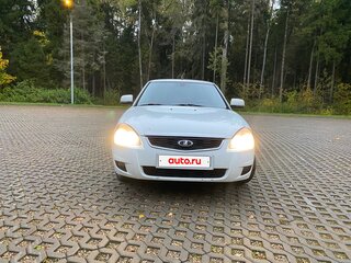 2014 Lada (ВАЗ) Priora I Рестайлинг, белый, 650000 рублей, вид 2