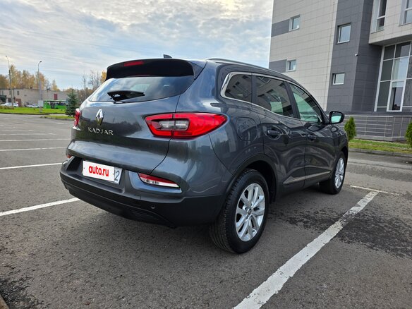 2020 Renault Kadjar I Рестайлинг, серый, 1765000 рублей - вид 4