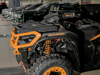 2026 BRP Can-Am Outlander Max XT-P 1000R, серый, 2800000 рублей, вид 3