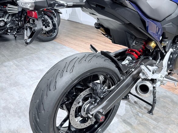2020 BMW F 900 R, серебристый, 999000 рублей - вид 15