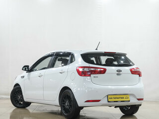 2012 Kia Rio III, белый, 759000 рублей, вид 4