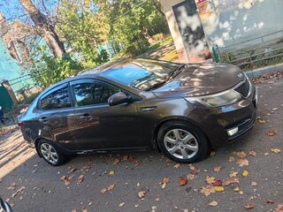 2015 Kia Rio III Рестайлинг, коричневый, 505000 рублей, вид 1