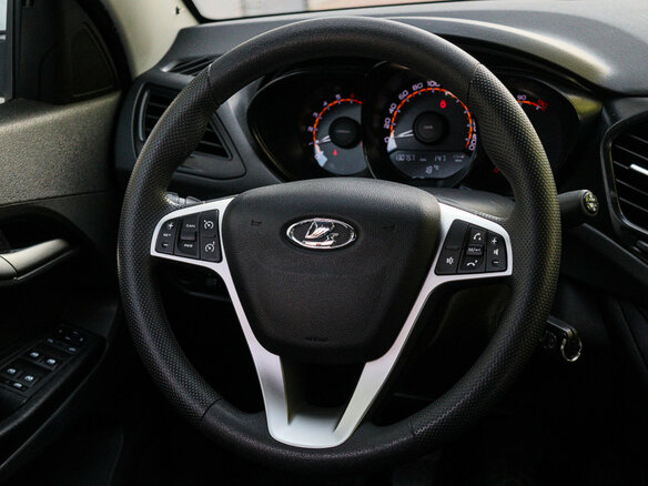 2020 Lada (ВАЗ) Vesta I, белый, 779000 рублей - вид 9