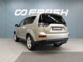 2008 Mitsubishi Outlander II, бежевый, 1040000 рублей, вид 2