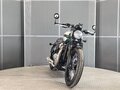 2017 Triumph Bonneville Bobber, зелёный, 1117000 рублей - вид 2