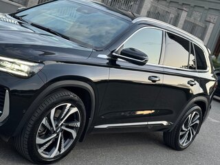2024 Geely Monjaro (Xingyue L) I, чёрный, 2780000 рублей, вид 5
