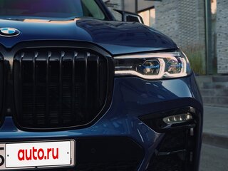 2022 BMW X7 40i I (G07), синий, 6999999 рублей, вид 3
