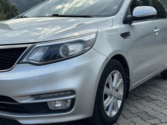 2016 Kia Rio III Рестайлинг, серебристый, 1183000 рублей - вид 16