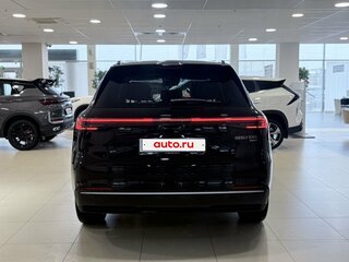 2026 Geely EX5 Гибрид EM-R, чёрный, 3829990 рублей, вид 3