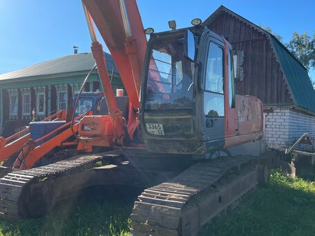 2005 Hitachi Гусеничные, 4200000 рублей, вид 1
