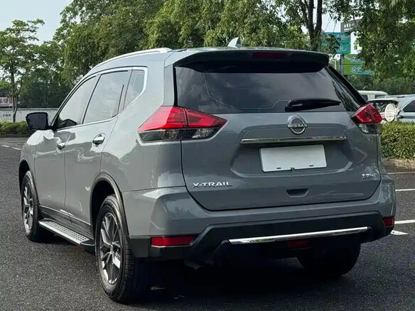 2025 Nissan X-Trail III Рестайлинг 2, серый - вид 3