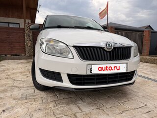 2012 Skoda Fabia II Рестайлинг, белый, 350000 рублей, вид 3