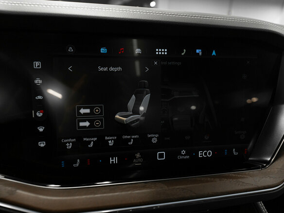 2026 Volkswagen Touareg III Рестайлинг, серый, 12750000 рублей - вид 19