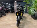 2026 Yamaha MT-09 (FZ-09), серый, 1850000 рублей - вид 3