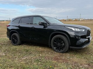 2024 Toyota Highlander IV (XU70), чёрный, 4910000 рублей, вид 2