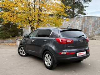 2013 Kia Sportage III, серый, 1350000 рублей, вид 3