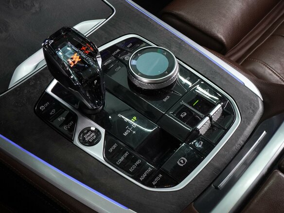 2020 BMW X7 30d I (G07), серый, 7899000 рублей - вид 17