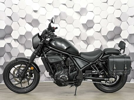 2025 Honda CMX 1100 Rebel, чёрный, 1299000 рублей, вид 4
