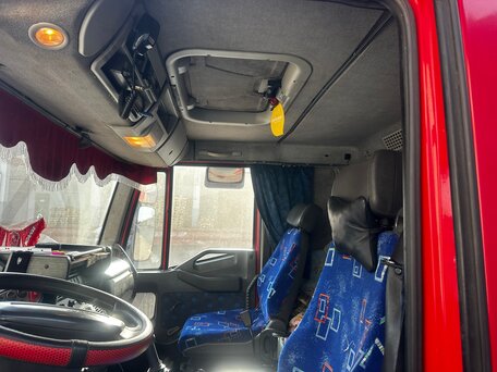2004 Iveco EuroCargo, красный, 1700000 рублей, вид 3