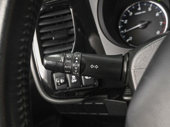 2017 Mitsubishi Outlander III Рестайлинг 2, белый, 1908000 рублей - вид 13