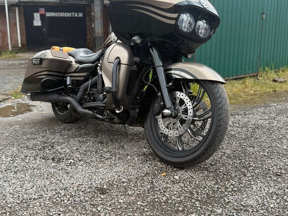 2013 Harley-Davidson CVO Road Glide, золотистый, 1200000 рублей - вид 7