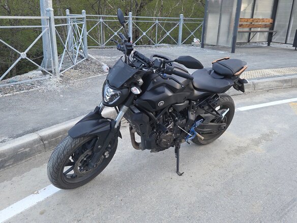 2017 Yamaha MT-07 (FZ-07), чёрный, 775000 рублей - вид 1