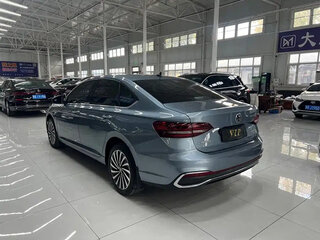 2023 Volkswagen Lavida III Рестайлинг, голубой, 1068000 рублей, вид 4