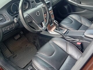 2018 Volvo V40 Cross Country I Рестайлинг, пурпурный, 1750000 рублей, вид 5