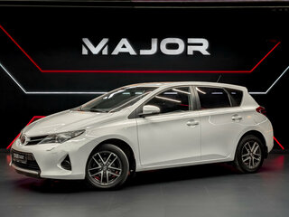 2014 Toyota Auris II, белый, 1430000 рублей, вид 1