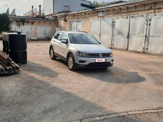 2019 Volkswagen Tiguan II, белый, 2000000 рублей, вид 4