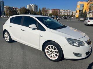2012 Opel Astra J, белый, 650000 рублей, вид 4