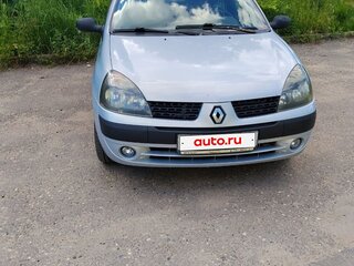 2001 Renault Clio II Рестайлинг, серебристый, 375000 рублей, вид 2