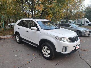2012 Kia Sorento II Рестайлинг, белый, 1770000 рублей, вид 1