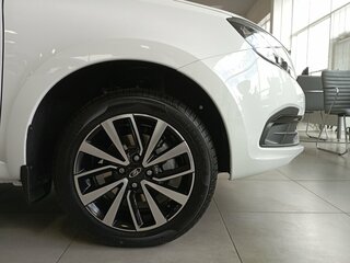2026 Lada (ВАЗ) Granta I Рестайлинг, белый, 1290000 рублей, вид 5
