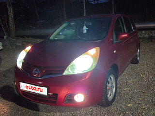 2010 Nissan Note I Рестайлинг, красный, 580000 рублей, вид 5