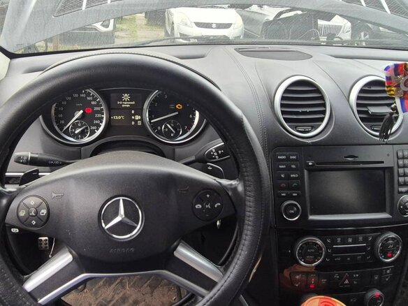 2010 Mercedes-Benz GL-Класс 500 I (X164) Рестайлинг, чёрный, 1330000 рублей - вид 3