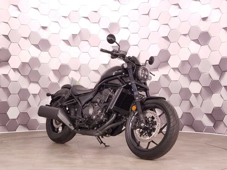 2023 Honda CMX 1100 Rebel, чёрный, 985000 рублей, вид 1