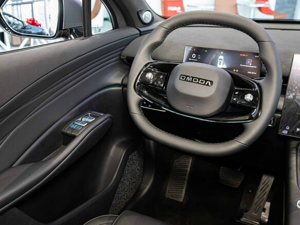 2026 Omoda C7, серый - вид 14