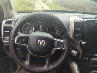 2018 Ram 1500 Crew Cab V, чёрный, 6500000 рублей, вид 5