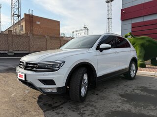 2017 Volkswagen Tiguan II, белый, 2850000 рублей, вид 1