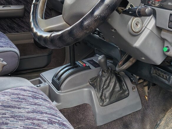 1992 Toyota Land Cruiser Prado 70 Series, зелёный, 1790000 рублей - вид 9